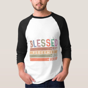 賛美慈悲、贖い、愛され、崇拝 Tシャツ