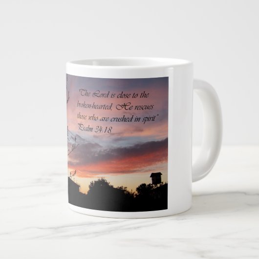 賛美歌の34:18の勇気付けられるのマグ ジャンボコーヒーマグカップ (正面右)