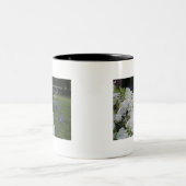 賛美歌の63:2の白のツツジ ツートーンマグカップ (中央)