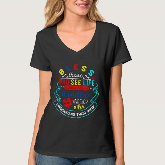 賛美風で人生を見る違う人 Tシャツ (正面)