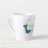 賛美 – 女性のキリスト教信仰バタフライ詩 カフェラテマグ (左アングル)