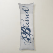 賛美!抱き枕（灰色） ボディピロー (裏面 (縦))