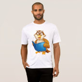 賢いフクロウが本を読む Tシャツ (正面フル)