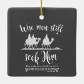 賢い人々は今も彼にクリスマスを求める セラミックオーナメント (裏面)