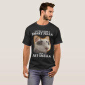 賢い奴か屁の臭いを嗅ぎ分けられる奴だ Funny Tシャツ (正面フル)