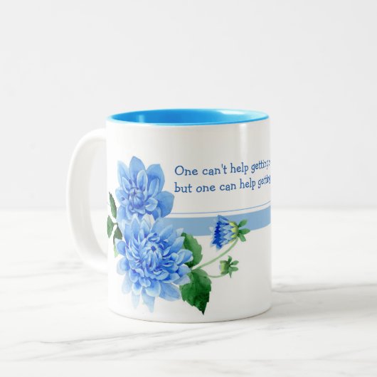 賢い引用文の青いダリアブーケ ツートーンマグカップ (正面左)