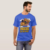 賢明なピザ好きのチーズ Tシャツ (正面フル)