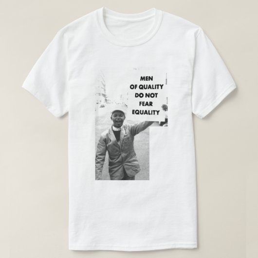 質の高い人は平等を恐れない Tシャツ (デザイン正面)