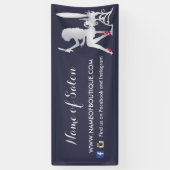 贅沢でフェイクな銀製の女性のメーキャップアーティストの赤の靴 横断幕 (縦)