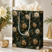 贅沢なクリスマスの冬の緑とクリーム色の花 ミディアムペーパーバッグ