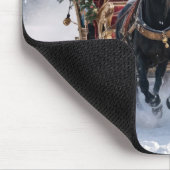 贈り物でいっぱいのクリスマスそり マウスパッド (コーナー)