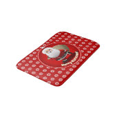 贈り物でいっぱいのサックで微笑むサンタクロース バスマット (アングル)