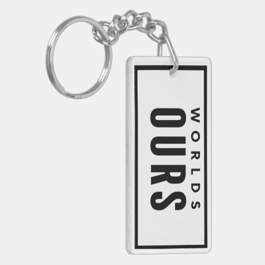 贈り物にパスポートの装飾を付ける キーホルダー (正面左)