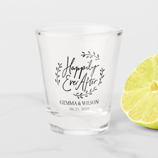 贈り物の後パーソナライズされた結婚楽しく ショットグラス (正面)