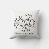 贈り物を投げパーソナライズされたた後結婚楽しく クッション (裏面)