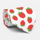 赤いいちごパターン ネクタイ (ロール)