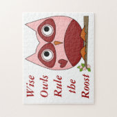 赤いかわいいフクロウおよびピンクの漫画のフクロウの小さいハート ジグソーパズル (縦)