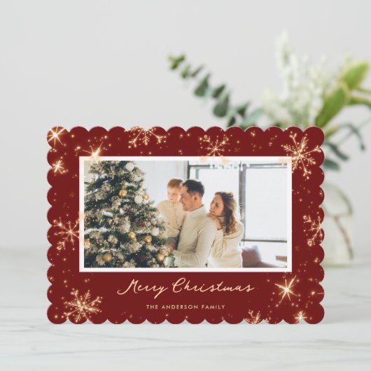 赤いきらめくスノーフレーク写真メリークリスマスカード シーズンカード (スタンド正面)