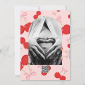 赤いさくらんぼとピンクの弓コケット赤ちゃんシャワー 招待状 (裏面)