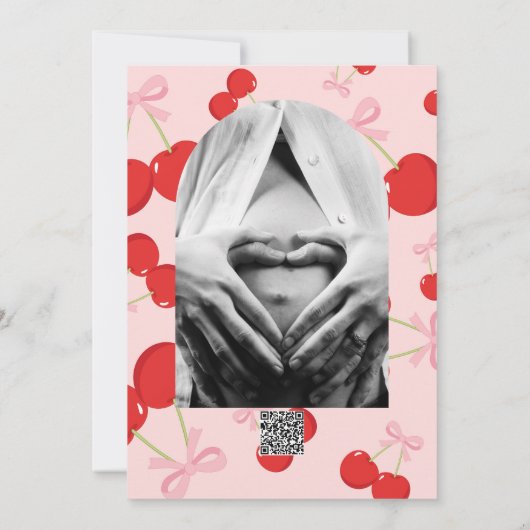 赤いさくらんぼとピンクの弓コケット赤ちゃんシャワー 招待状 (裏面)