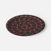 赤いさくらんぼブラックまたは任意の色の誕生日パーティー ペーパープレート (アングル)