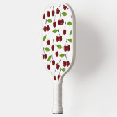 赤いさくらんぼ、さくらんぼのパターン離れ、果実 ピックルボールラケット (左)