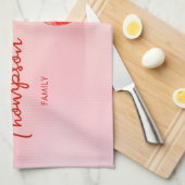 赤いちご果実(ピンク色、苗字) キッチンタオル (四つ折り)