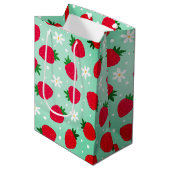 赤いちご花誕生会 ミディアムペーパーバッグ (正面アングル)