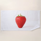 赤いちご1個 ビーチタオル (正面)