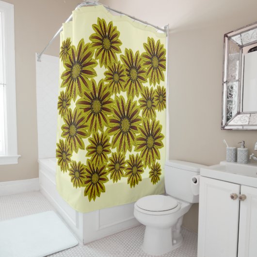 赤いはっきりしたデイジーの大きく黄色の花 シャワーカーテン (インサイチュ)