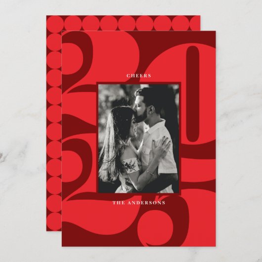 赤いはっきりした数字の応援新年の写真 シーズンカード (正面/裏面)