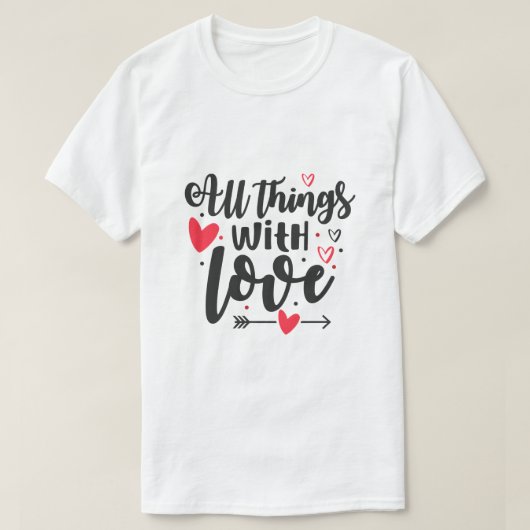 赤いもの好きのためのユニークな黒デザイン Tシャツ (デザイン正面)