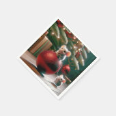 赤いよくはしゃぐクリスマスの飾り付けマウス スタンダードカクテルナプキン (角)