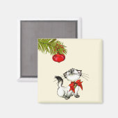 赤いよくはしゃぐ弓を持つクリスマス子猫 マグネット (正面/裏面)