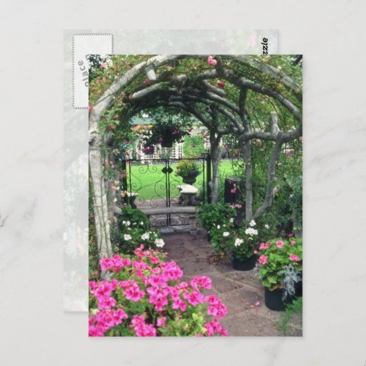 赤いアーチと花、ビクトリア、ブリティッシュコロンビア州、 ポストカード (正面/裏面)