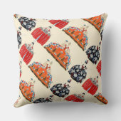 赤いアールデコファッション衣装モノグラムの女性 クッション (裏面)