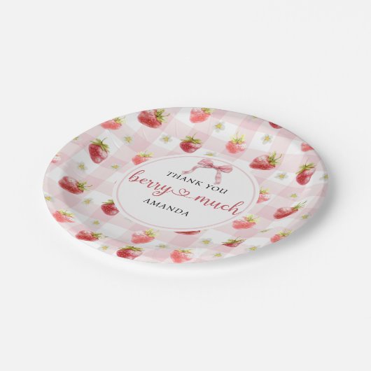 赤いイチゴとピンクの格子模様 サンキュー ベリーマッチ ペーパープレート (アングル)