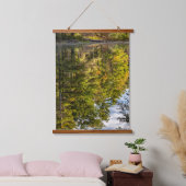 赤いイーグル池の反射 |白い山 吊り下げ型タペストリー (寝室)