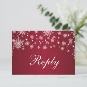 赤いウェディングRSVP上の白い雪 出欠カード (スタンド正面)