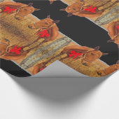 赤いウマ科の弓を持つクリスマスの茶色の馬 ラッピングペーパー (角)