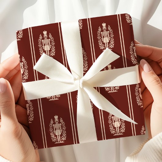 赤いエレガントくるみ割り ラッピングペーパー