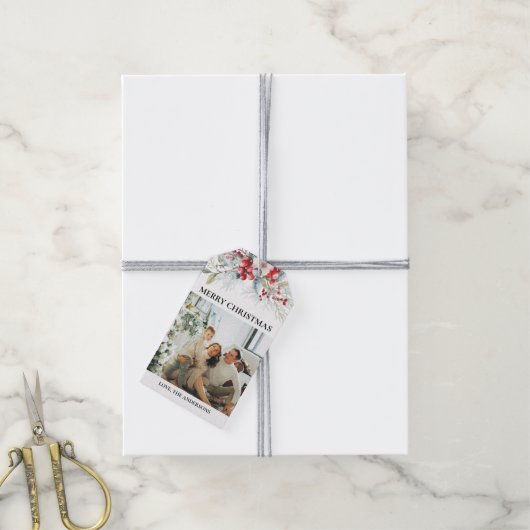 赤いエレガントスクリプトと写真 | ベリーのクリスマス ギフトタグ (より糸付き)