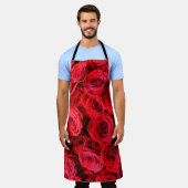 赤いエレガントフローラフラワーレッドローズバラガーデン エプロン (着用した状態)