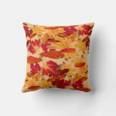 赤いオレンジ黄色ブラウンの秋の群葉 クッション (裏面)