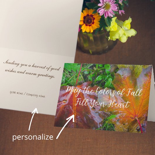 赤いカエデ葉の カード