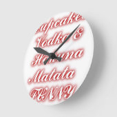 赤いカップケーキVodka Hakuna Matataおもしろい. ラウンド壁時計 (傾斜)