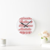 赤いカップケーキVodka Hakuna Matataおもしろい. ラウンド壁時計 (ホーム)