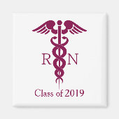 赤いカドゥセウスナースの医療記号 マグネット (正面)