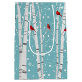 赤いカーディナルが白樺の木に ミディアムペーパーバッグ (裏面)