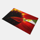 赤いガーベラデイジーの花はっきりしたのモダン写真 ドアマット (アングル)